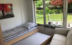 Ruhiges Apartment mit Blick in den Garten